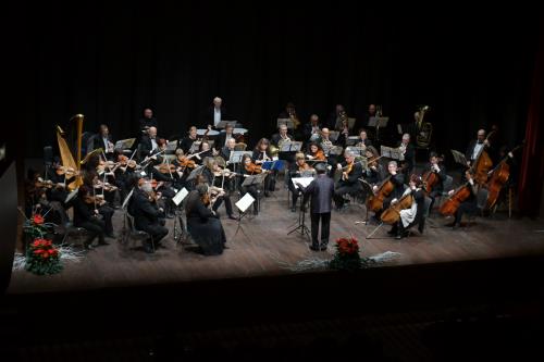 L'Orchestra sinfonica di Stato della Bulgaria diretta da Abzal Mukhitdinov