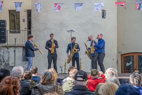 17.04.2022 - Concerto dei Five Sax nel borgo medievale di Donnas