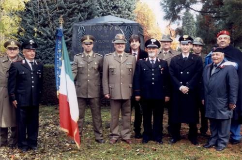 Il Vicepresidente del Consiglio, André Lanièce, e una delegazione dell'Unione nazionale ufficiali in congedo-Unuci, guidata dal tenente colonnello Mauro Gambaro