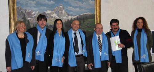 Foto di gruppo con i relatori 