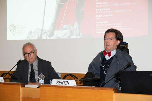 Corrado Binel, Président de lInstitut historique de la Résistance et de la Société contemporaine en Vallée dAoste et Alberto Bertin, Président du Conseil de la Vallée