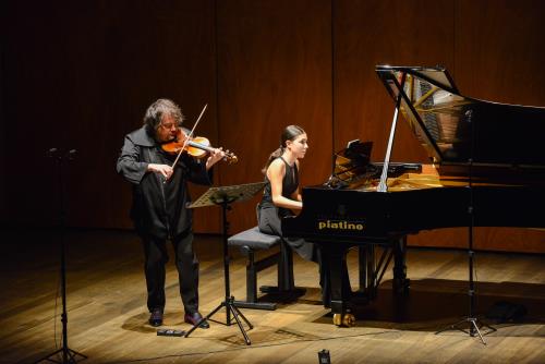 Concerto pour violon (Sergej Krylov) et piano (Alexandra Dovgan) au Teatro Splendor d'Aoste