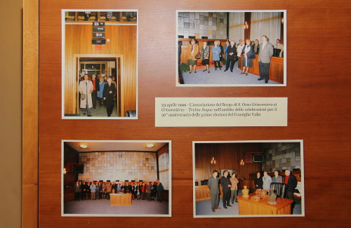 23 avril 1999 - Visite de l'Association du Bourg de Saint-Ours Grisonniers et Grisonnières - Treina Soque dans le cadre des célébrations pour le 50ème anniversaire des premières élections du Conseil