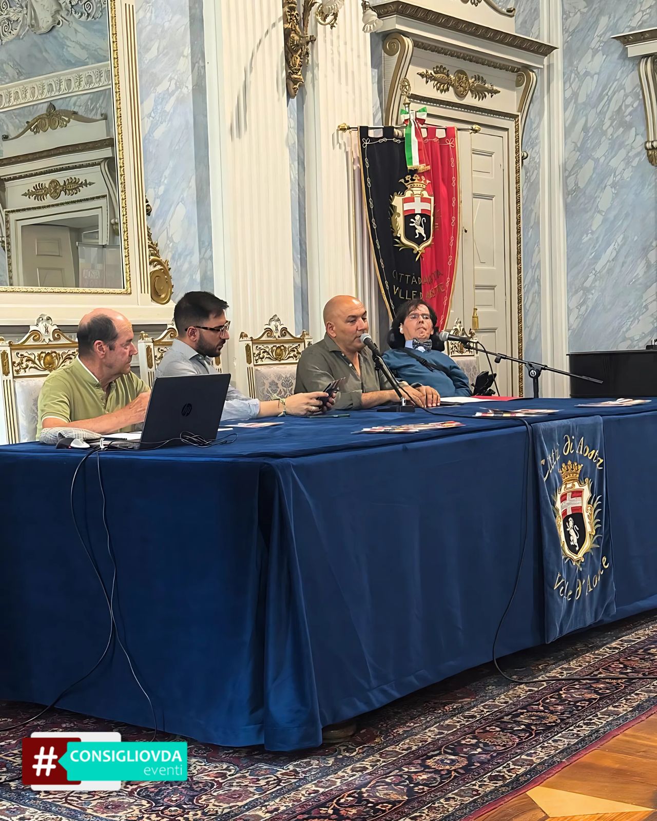 conferenza stampa
