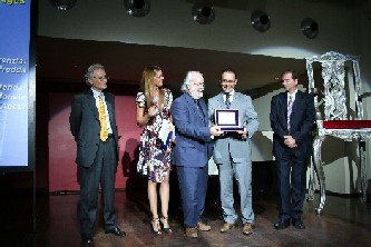IL CONSIGLIO REGIONALE HA VINTO IL PREMIO NELLA SEZIONE "PUBLISHING DESIGN" CON IL VOLUME "PASSAGES" 