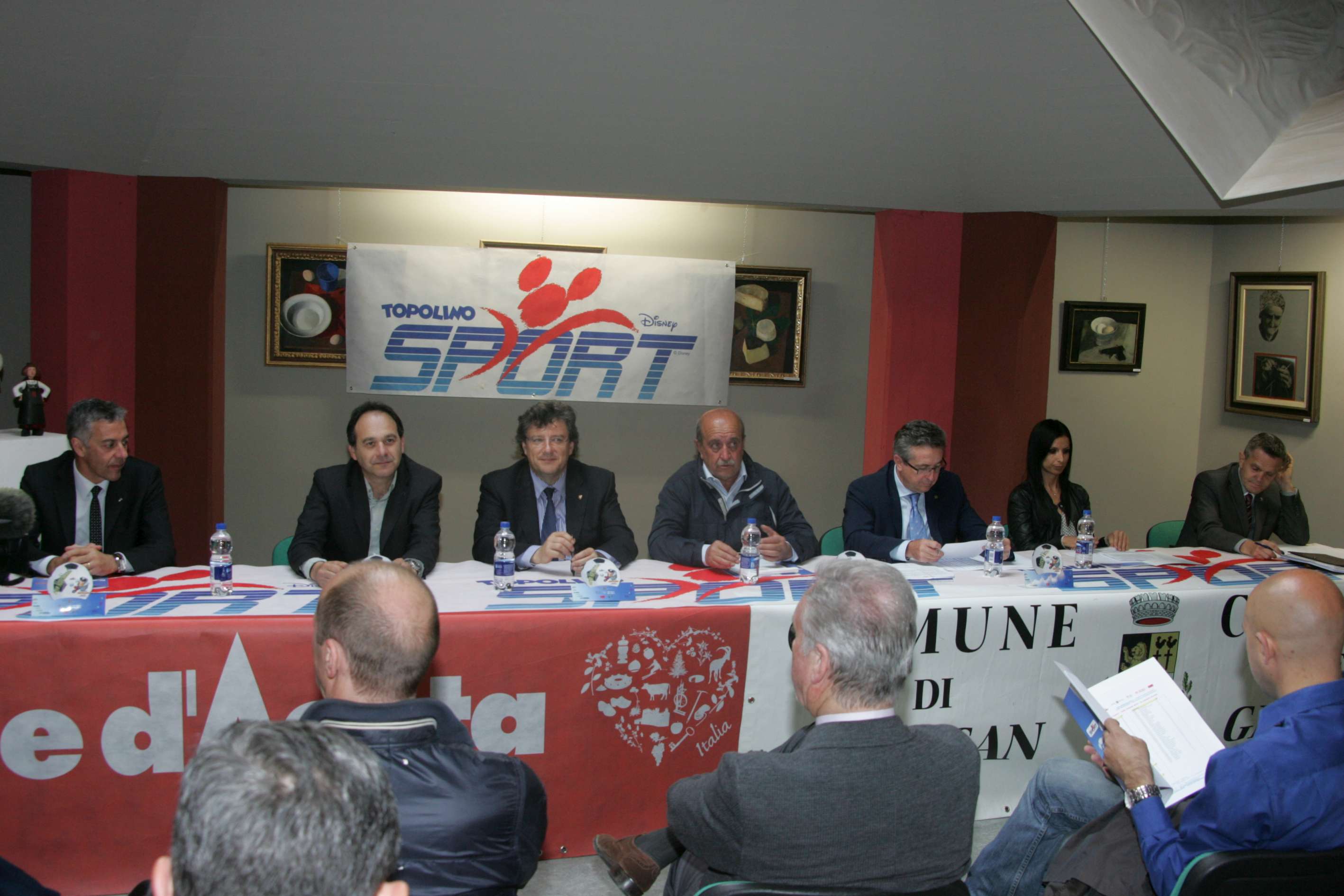 La presentazione del Trofeo