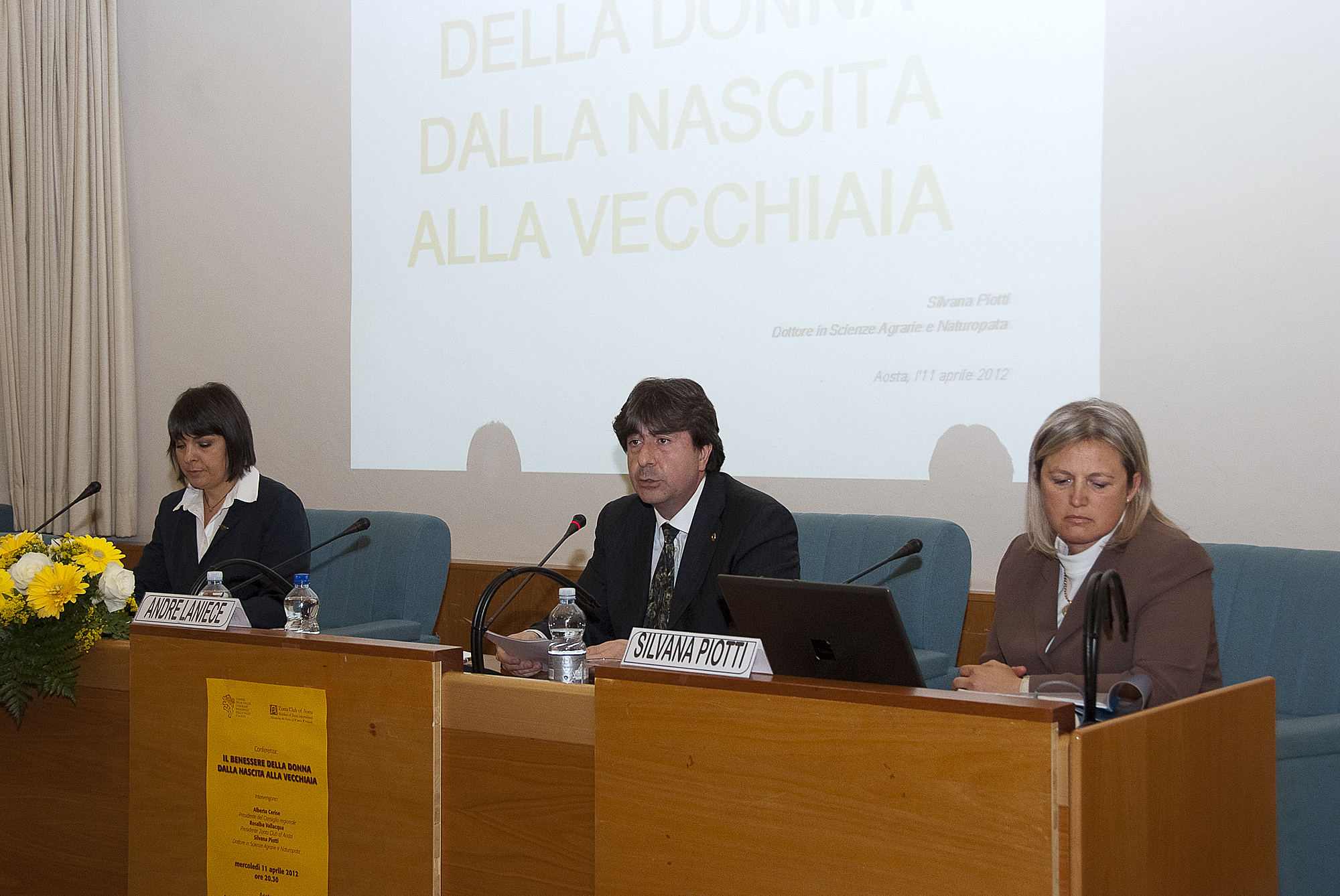 Tavolo relatori