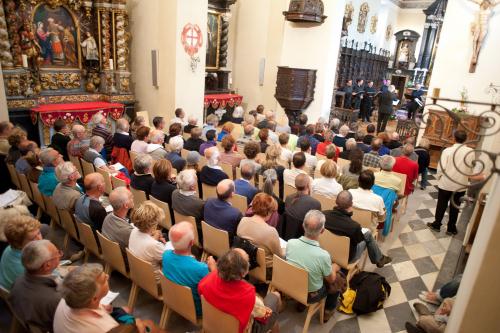 Il pubblico presente all'ultimo appuntamento dedicato alla musica sacra