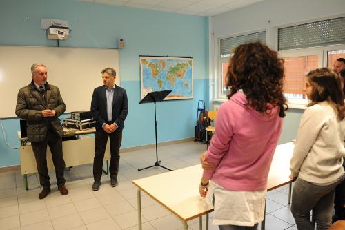 Il saluto ai ragazzi del Presidente del Consiglio Valle, Andrea Rosset, e dell'Assessore alla sanità, Luigi Bertschy