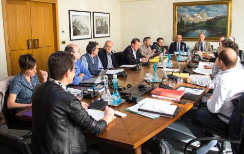La sala durante la riunione