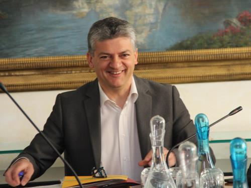 L'Assessore alla sanità, salute e politiche sociali