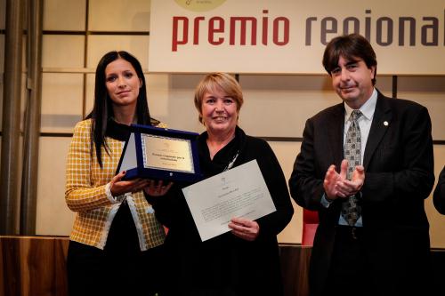 Consegna del premio all'Associazione Diapsi per il progetto Famiglie in ascolto