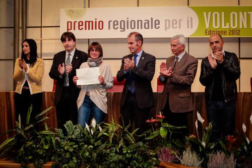 Consegna della menzione speciale all'Associazione per la Lotta allictus cerebrale-Alice per il progetto ritenuto il più innovativo