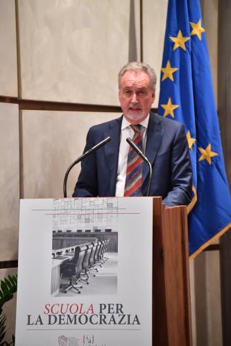 I saluti del Presidente del Consiglio, Andrea Rosset