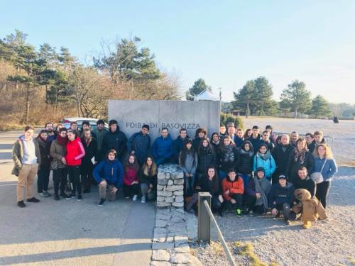 Basovizza, il gruppo di studenti