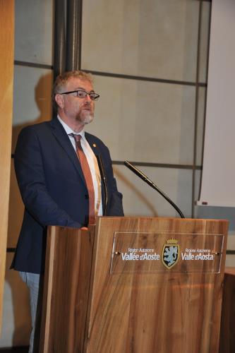 Indirizzo di saluto del Consigliere Segretario del Consiglio regionale,  Luigi Vesan