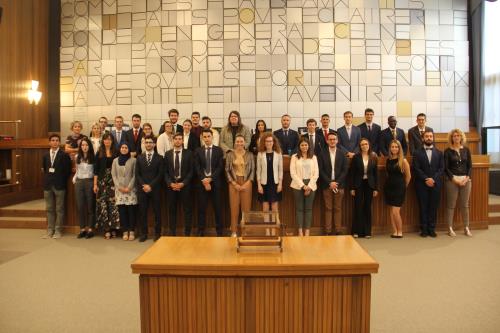 Foto di gruppo all'inizio dei lavori del CJV 2019