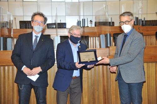 Il Presidente Rotary Club Courmayeur Valdigne, Edgardo Campane, il  Presidente dell'AVIS regionale, Pier Paolo Civelli e il Vicepresidente Paolo Sammaritani