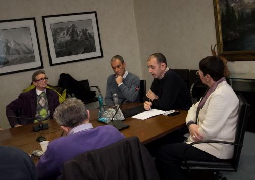Audizione del Sindaco di Sarre Roberto Vallet (secondo da sinistra) e del Presidente della Comunità Grand Paradis Bruno Domaine (terzo da sinistra)