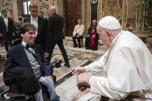 Il Presidente del Consiglio Valle, Alberto Bertin e il Papa Francesco
