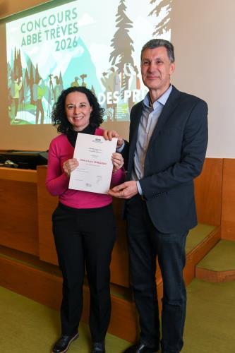 Une attestation de participation a été remise à Chiara Lucy Ferrando