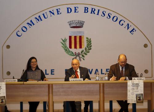 Il Presidente del Consiglio introduce la serata