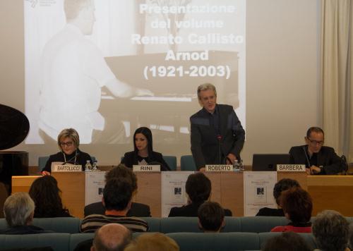 Alessandro Roberto, curatore del volume, durante la presentazione