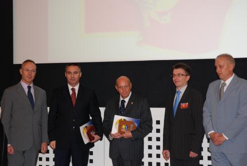 Un momento del convegno organizzato dal Consiglio europeo dei Sindacati di Polizia e dal Sindacato di Polizia del Montenegro sul tema della lotta contro la corruzione