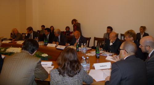 L'incontro in sala riunioni