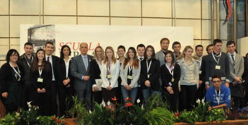 Foto con gli studenti valdostani