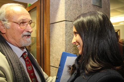 Il Presidente del Consiglio Emily Rini insieme a Antonio Vizzi, Presidente dell'Associazione artisti valdostani