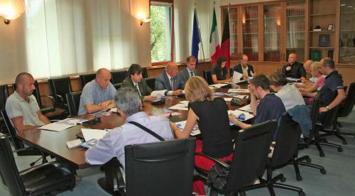La sala durante l'incontro con i giornalisti