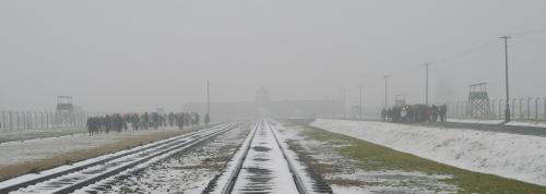 L'ingresso del  campo di concentramento di Auschwitz