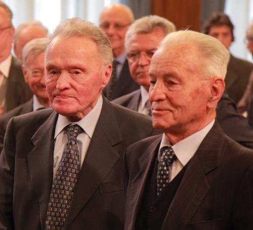 Gli ex Consiglieri Augusto Valleise e Cesare Dujany, componenti del primo Consiglio Valle eletto