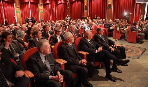 Il pubblico presente nel salone delle manifestazioni di Palazzo regionale