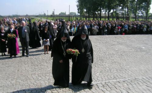 L'omaggio delle religioni del mondo