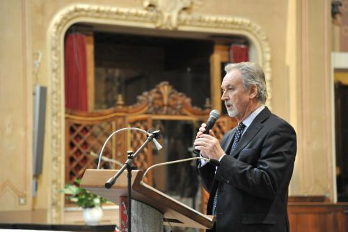 Il Vicepresidente del Consiglio André Lanièce introduce l'evento