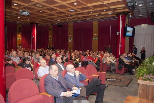 Il Presidente della Regione Augusto Rollandin e il Consigliere segretario del Consiglio Gianni Rigo fra il pubblico 
