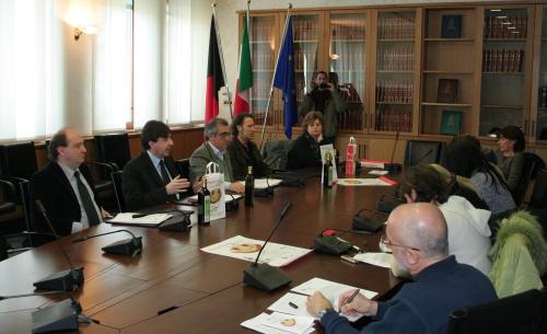 La presentazione ai giornalisti