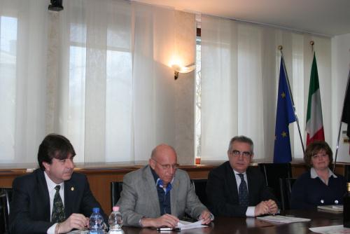 Da sinistra: il Vice Presidente del Consiglio André Lanièce, il Presidente del Consiglio Alberto Cerise, il Presidente della sezione regionale della Lilt Salvatore Luberto e Egle Barocco, componente del direttivo Lilt