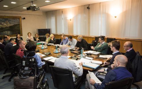 La riunione presieduta dai Consiglieri Joël Farcoz, Presidente della I Commissione, e Leonardo La Torre, Presidente della II Commissione