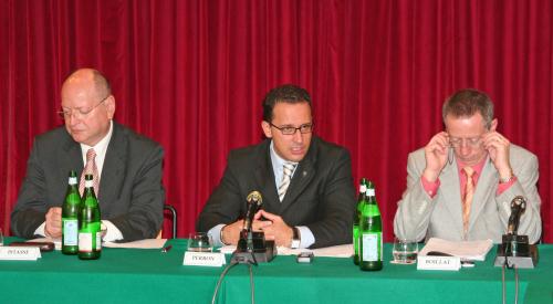 Il Presidente Ego Perron interviene durante il Comité mixte