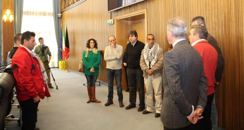 L'incontro tra l'Ufficio di Presidenza e i rappresentanti israeliani e palestinesi nell'aula del Consiglio regionale