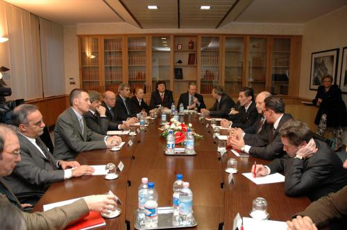 L'incontro nella sala riunioni delle Commission consiliari
