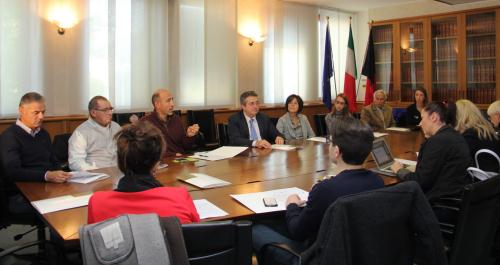 Da sinistra: Franco Cossard (Liceo linguistico di Courmayeur), Gianfranco Nogara (Centro sportivo educativo), Andrea Borney (Aspert), Marco Viérin (Consiglio Valle), Fabrizia Derriard (Comune di Courmayeur), Alexine Dayné (Framedivision), Michele Tropiano (Comitato italiano paralimpico), Ivette Clavel (Funivie Monte Bianco)