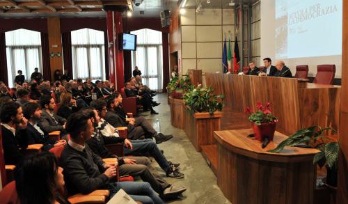 Un momento dell'incontro con i giovani amministratori