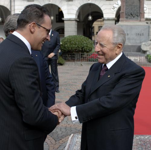 Il Presidente del Consiglio Valle, Ego Perron, accoglie il Capo di Stato
