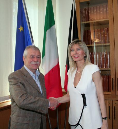Passaggio delle consegne tra lex Vice Presidente del CoReCom Albino Impérial, e il neo-Presidente Manuela Ghillino