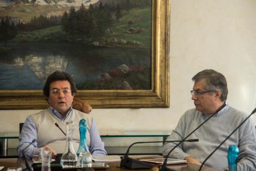 Sulla sinistra Mauro Baccega, Assessore alle opere pubbliche, difesa del suolo e edilizia residenziale pubblica