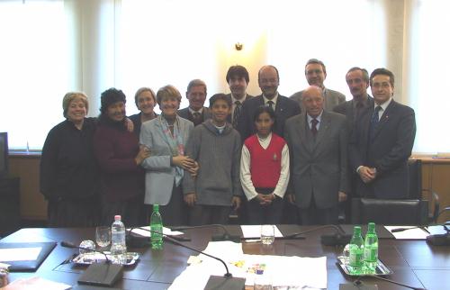 Foto di gruppo a seguito dell'incontro